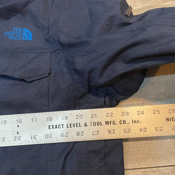 The North Face Thermoball Convertible 2 in 1 Jacket Parka - Picture 2 of 10